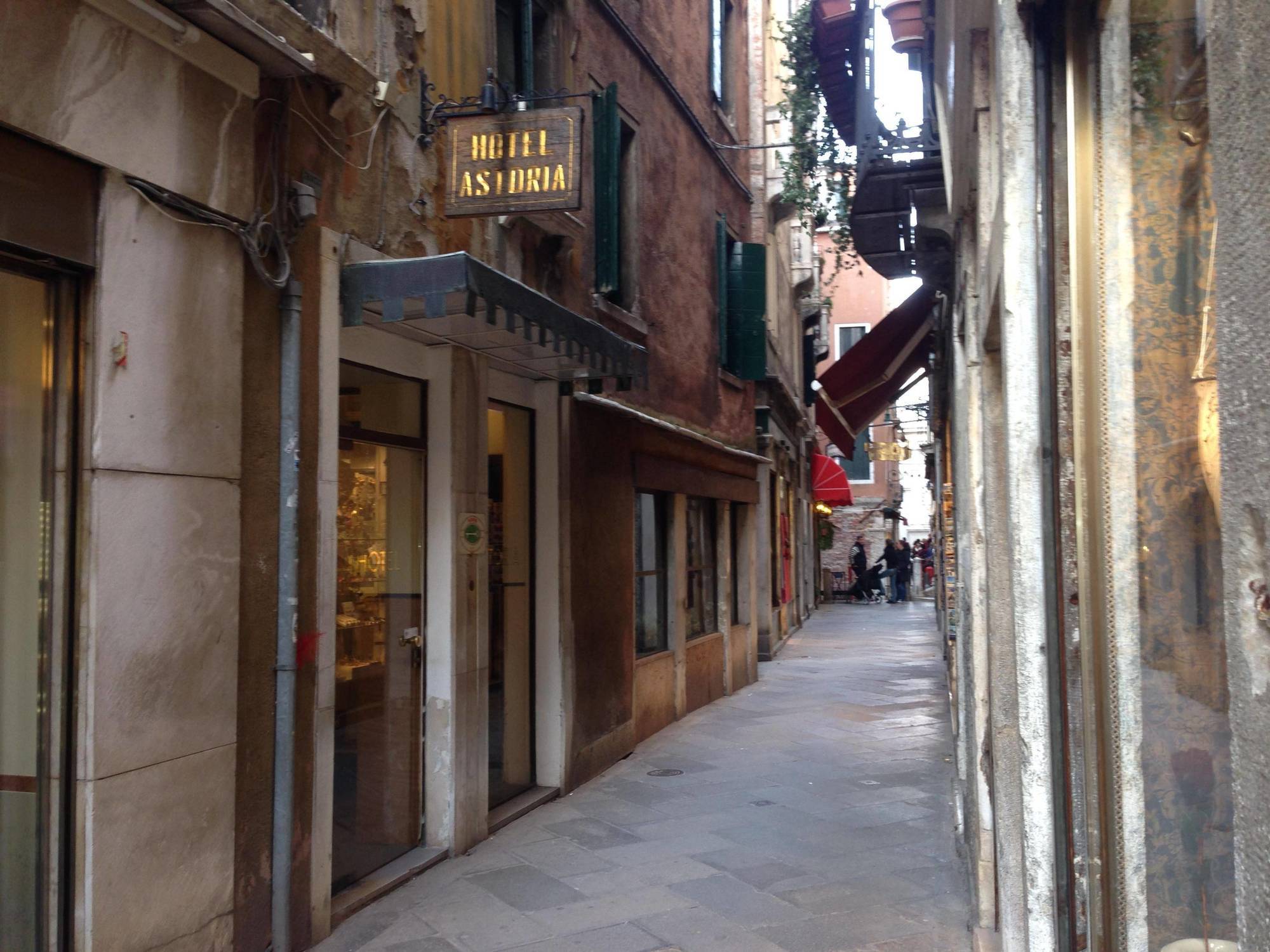 Hotel Astoria Venedig Exteriör bild